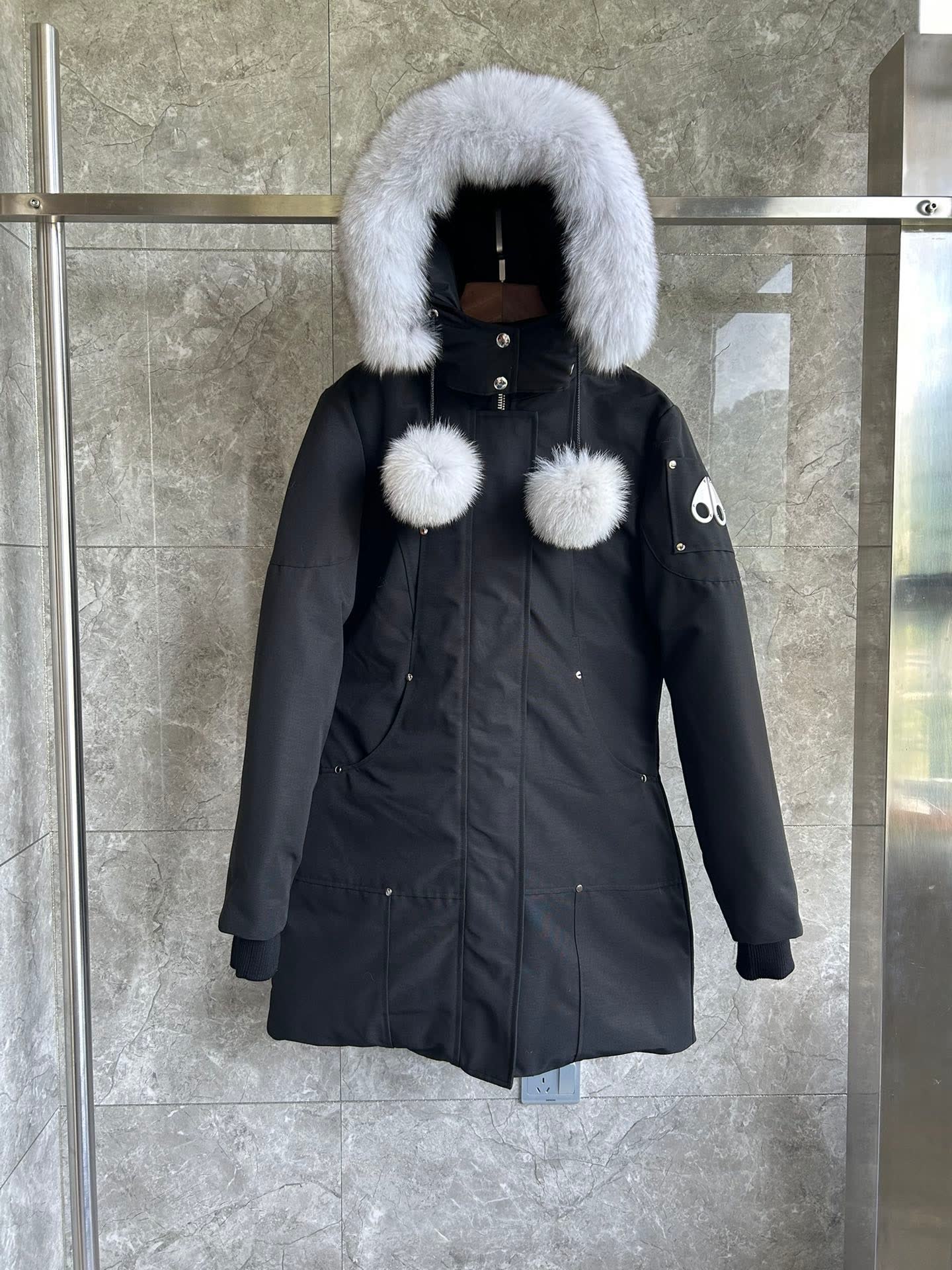 Moose Knuckles Stirling Parka J01 Moose Knuckles Stirling Parka J01